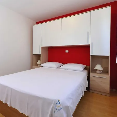 Tea Novigrad By Awaytocroatia Novigrad (Istria)